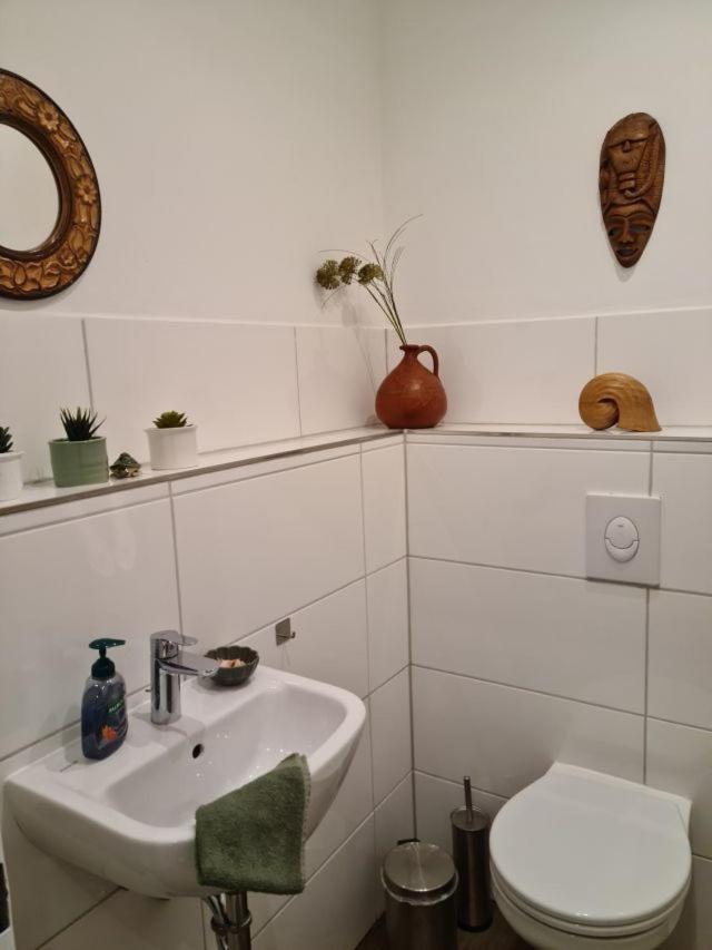 Pilgrims "Rosalie" Grosse Fewo Mit 3 Schlafzimmern, 1Bad, 2 Wc, Balkon, Fast Internet Brilon Zewnętrze zdjęcie