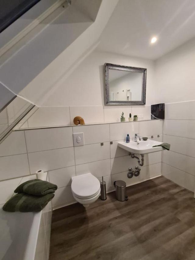 Pilgrims "Rosalie" Grosse Fewo Mit 3 Schlafzimmern, 1Bad, 2 Wc, Balkon, Fast Internet Brilon Zewnętrze zdjęcie